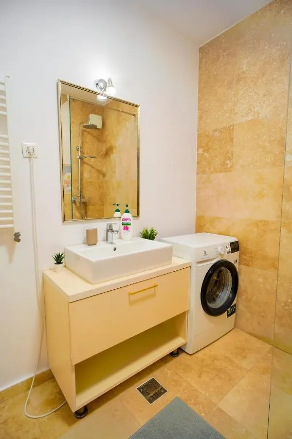 Luxury Central Park Apartment Bucarest