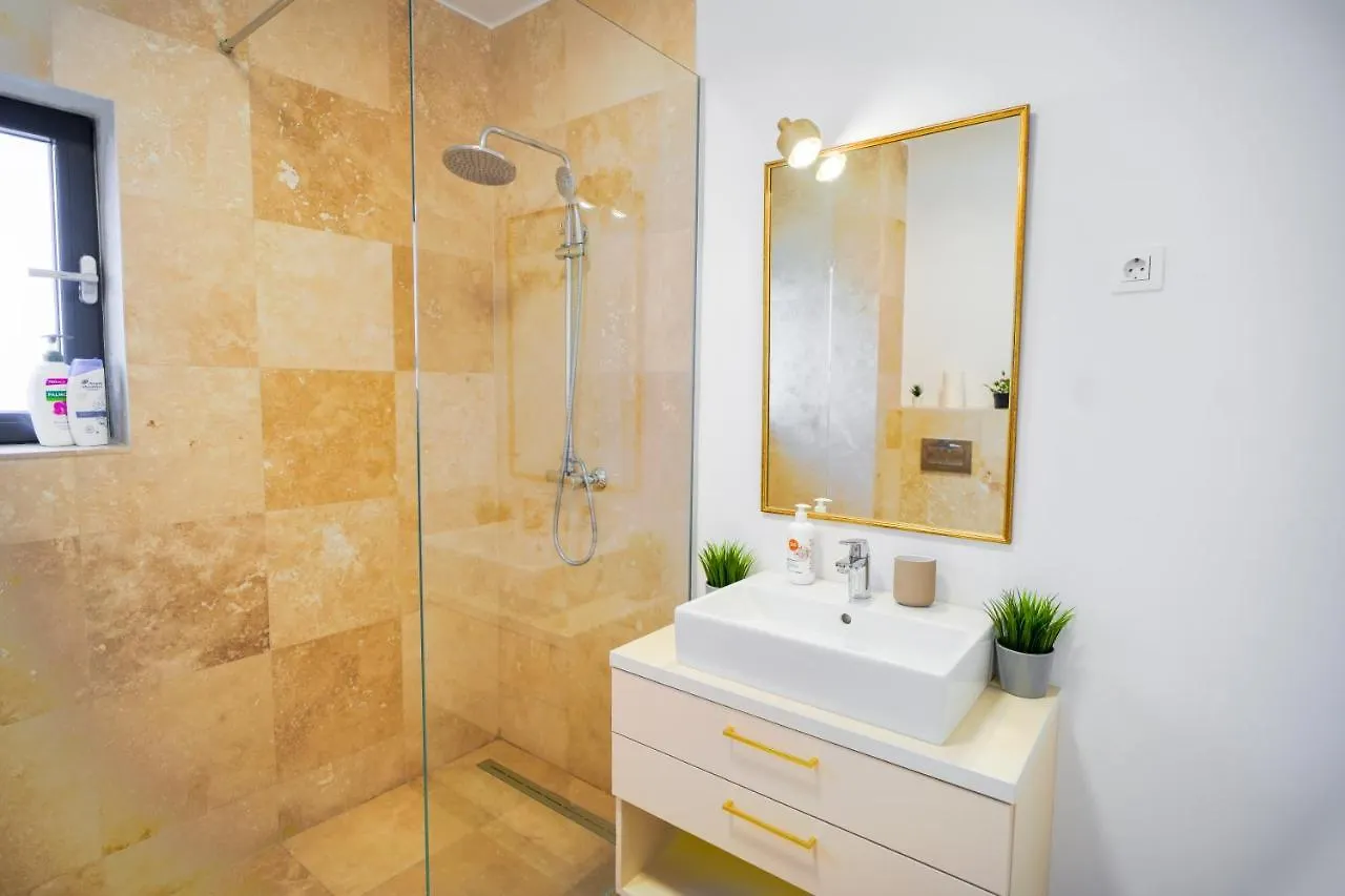 Luxury Central Park Apartment Bucarest